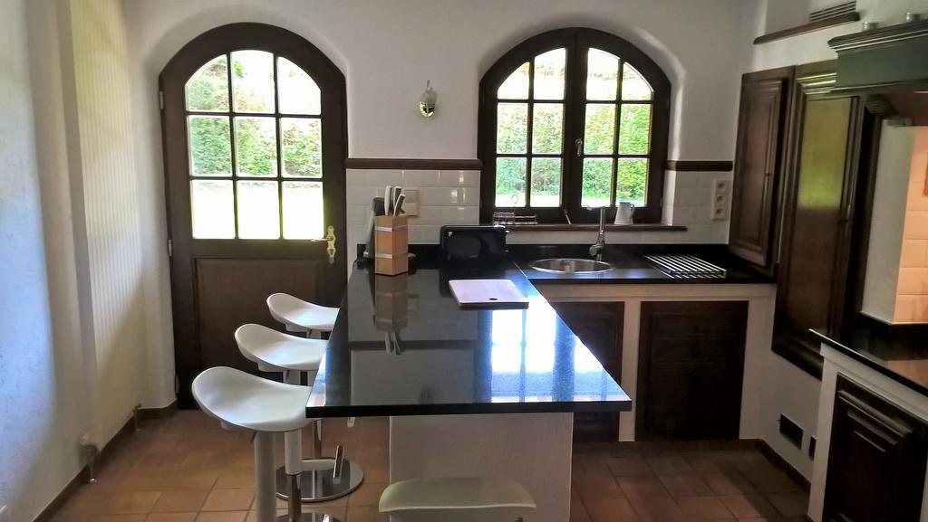 Villa Sous-Bois Marie スパ エクステリア 写真